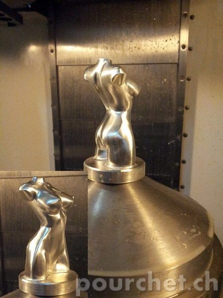 Buste femme – réalisation Pourchet Sàrl, usinage CNC de précision