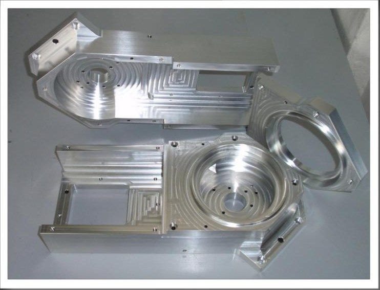 Pièce de machines outils – réalisation Pourchet Sàrl, usinage CNC de précision